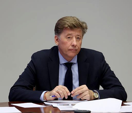 Темпы строительства и ремонта поликлиник в Сибири оценило полпредство