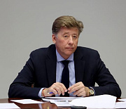 Темпы строительства и ремонта поликлиник в Сибири оценило полпредство