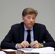 Темпы строительства и ремонта поликлиник в Сибири оценило полпредство