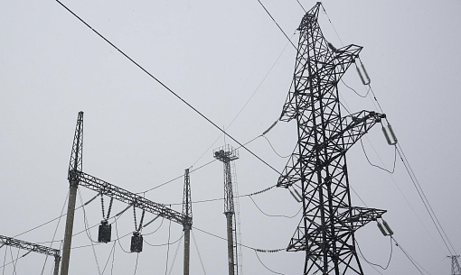 1,3 км электросетей протянут к рапсовому заводу под Новосибирском