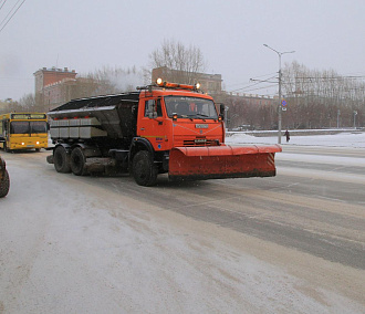 На покупку 50 машин для уборки дорог в Новосибирске потратят около 700 млн