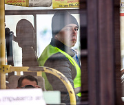 Водители автобусов блеснули мастерством на конкурсе в Новосибирске