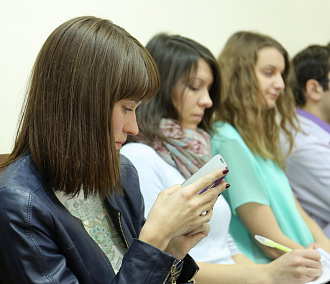 Познавательные ролики в TikTok начнут выкладывать учёные из Новосибирска