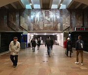 Новосибирец упал на пути на станции метро «Площадь Ленина»
