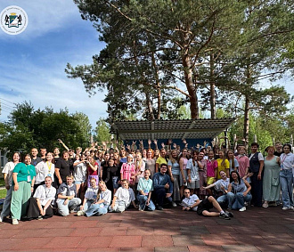 60 школьников прошли обучение на смене «Лига вожатых» в лагере «Сказка»