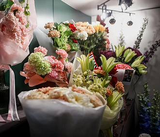 Готовимся ко Дню матери: флорист раскрыла секреты идеального букета