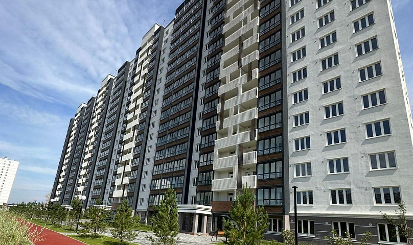 17-этажный дом на 570 квартир возвели у озера на улице Забалуева
