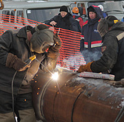 Ремонт теплотрассы на Связистов обещают закончить в ночь на 8 декабря