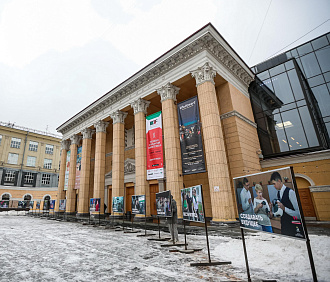 Афиша выходных: выставка Дали, фестиваль нео-арта и итальянское кино