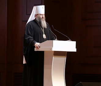 Новосибирский митрополит советует смотреть пасхальную службу по телевизору