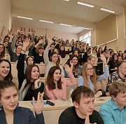 Гранитом науки сыт не будешь: где подзаработать студенту в Новосибирске