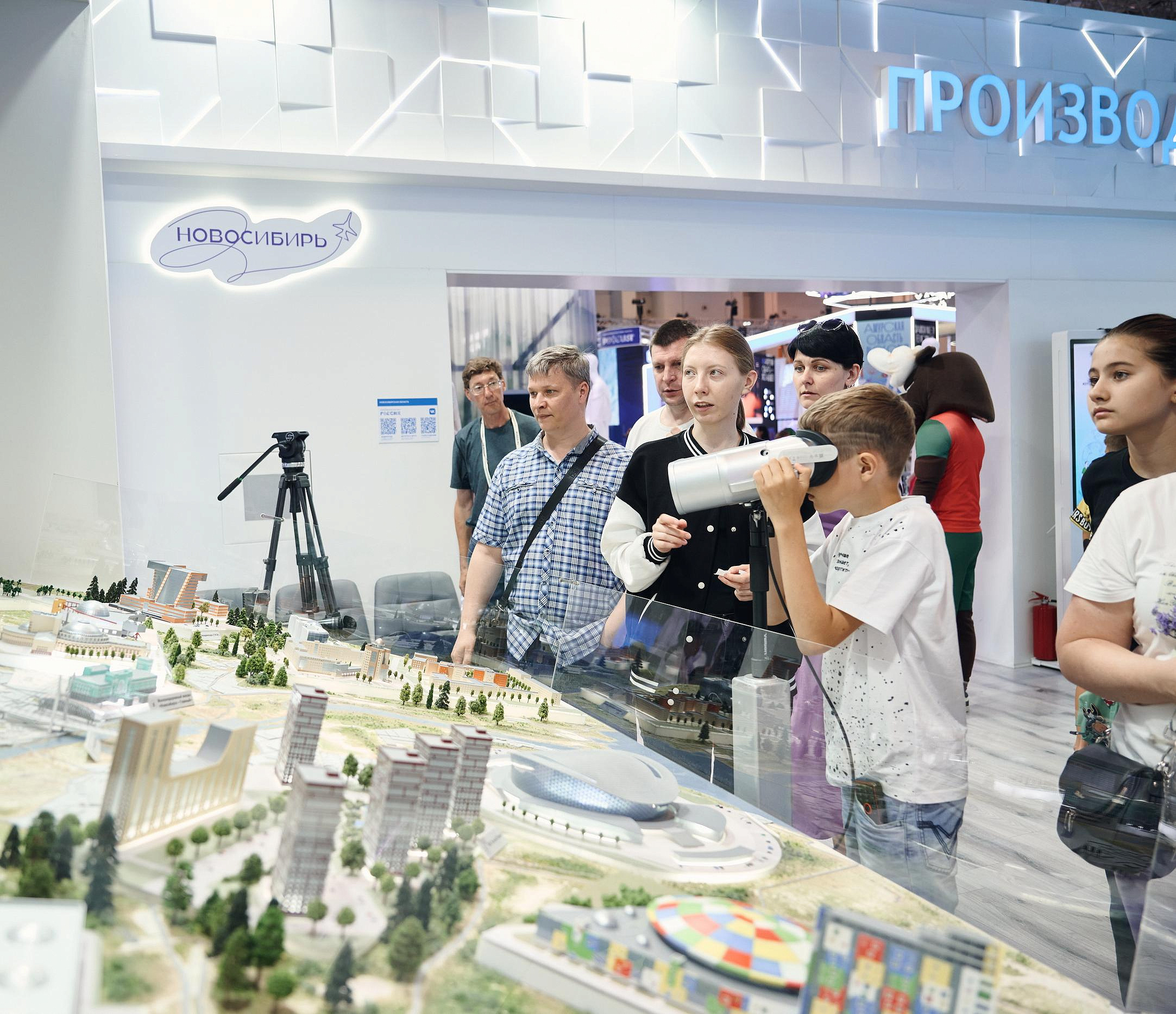 Экспозицию региона с выставки на ВДНХ разместят в Новосибирске