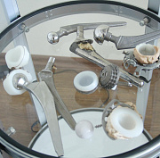 Производство покрытий для эндопротезов запустят в Новосибирске