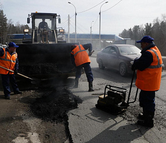 Два миллиона квадратных метров дорог подлатают в Новосибирской области
