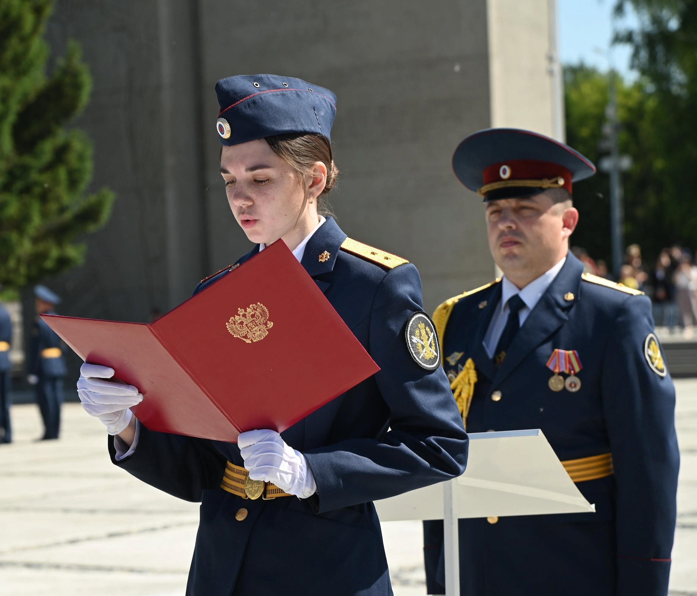 Присягу Родине принесли на Монументе Славы сотрудники ГУФСИН