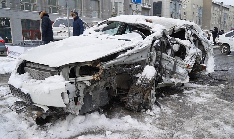 «Последняя парковка»: печальный арт-объект установили в Новосибирске