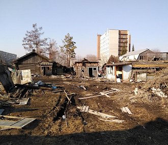 Целый квартал частных домов сносят в Октябрьском районе Новосибирска