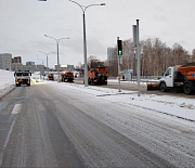 Больше 600 машин вышли на уборку Новосибирска в минувшие сутки