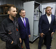 Мэр Кудрявцев проверил работу бизнес-инкубатора на улице Троллейной