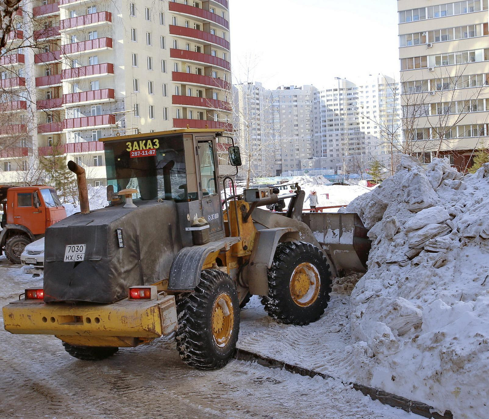 Где будут убирать снег 15 марта в Новосибирске — список улиц