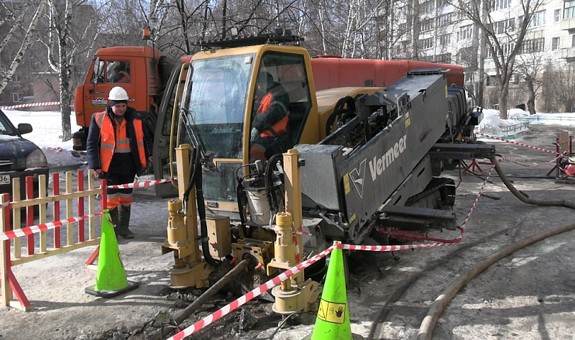 Подземные сети водопровода меняют в Новосибирске без рытья траншей