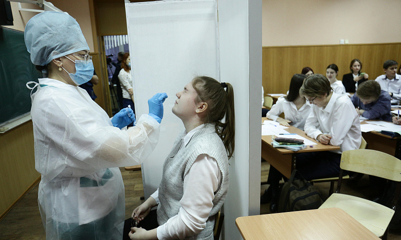 Четыре школы ушли на удалёнку из-за COVID-19 и ОРВИ в Новосибирске