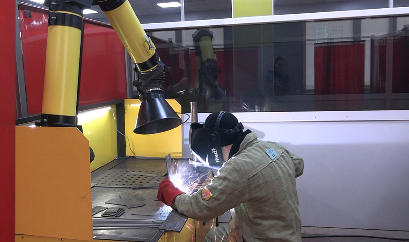 Искромётные лайфхаки получают новосибирцы на конкурсе сварщиков