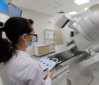Какое оборудование есть в новом центре лучевой терапии в Новосибирске
