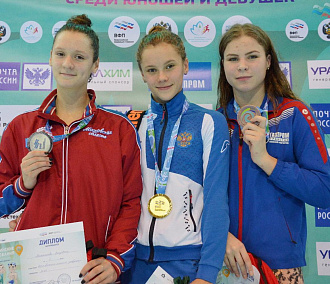 Сибирячка стала двукратной победительницей на соревнованиях по плаванию