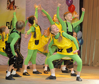 Танцоров от трёх лет зовут на конкурс Red Fest в Новосибирске