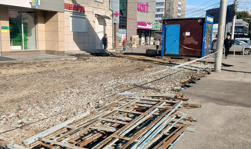 Тротуар площадью 2000 квадратов обновят на улице Мичурина в Новосибирске