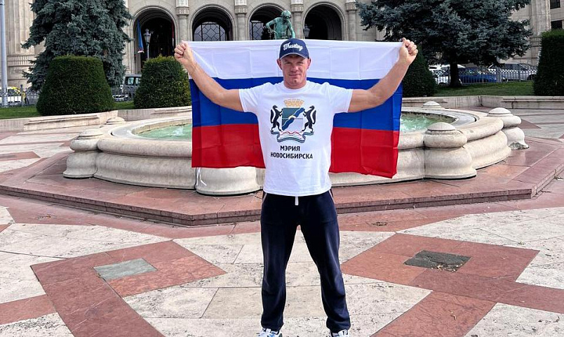 Новосибирец поехал в Венгрию на чемпионат мира по борьбе среди ветеранов