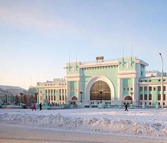 Подслушано на вокзале: Новосибирск-Главный стал театром с «беженцами»