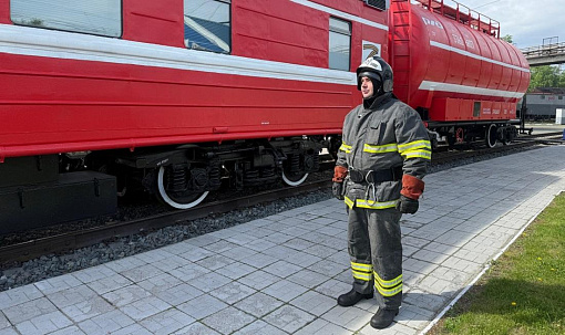 Из чего состоит пожарный поезд ЗСЖД: экскурсия по вагонам