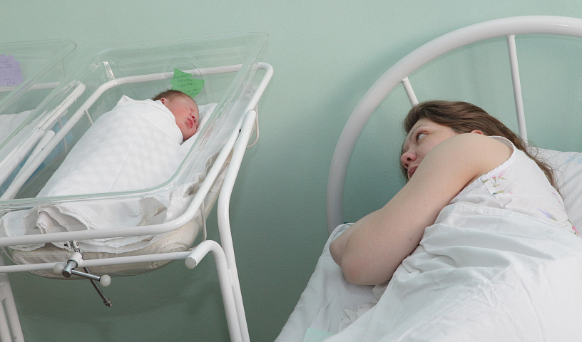 Больше 24 тысяч детей родились в Новосибирской области за 11 месяцев