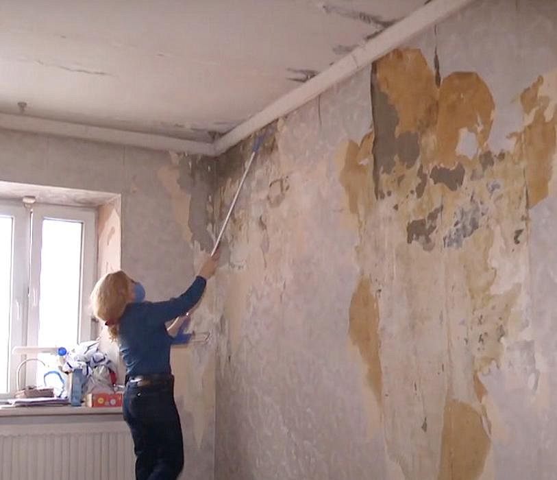 Жительница престижного дома в центре Новосибирска борется с потопами