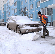 Дефицит дворников обострился в Новосибирской области