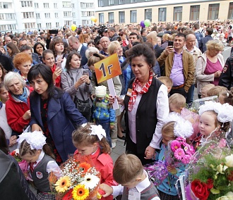 Две новых школы открыли в День знаний в Новосибирске