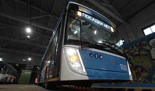 Мэр пригрозил штрафами за срыв поставок троллейбусов в Новосибирск