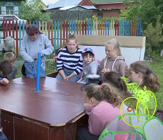 700 детей проводят лето в трудотрядах ТОС в Новосибирске