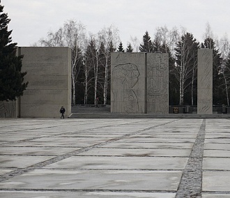 На Монумент Славы привезут Вечный огонь с Могилы Неизвестного Солдата