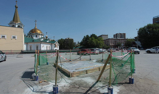 Зелёный оазис вместо стихийной парковки появится у цирка в Новосибирске