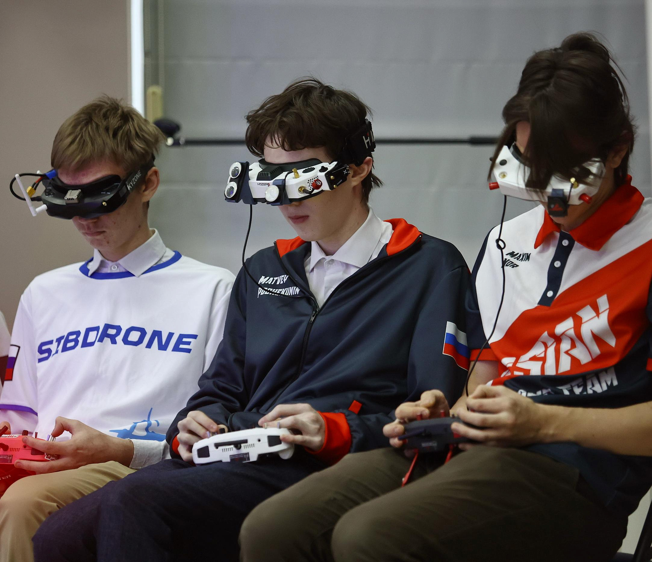 Чемпионов России в гонках дронов поздравил мэр Кудрявцев