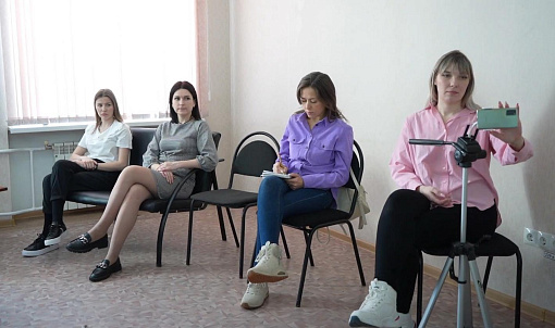 Детские психологи из ЛНР проходят переобучение в Новосибирске