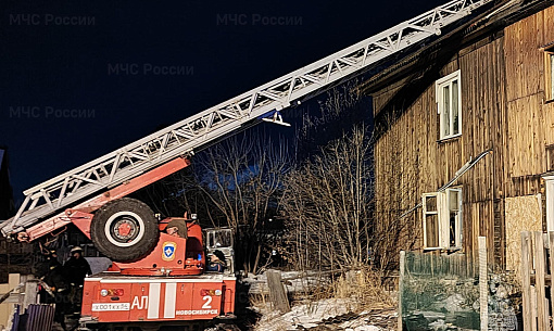 Деревянный барак загорелся на Самотечной — погиб один из жильцов