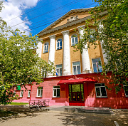 В некоторых наших колледжах конкурс соизмерим с МГУ — Андрей Травников