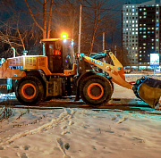 Около 500 машин вышли на уборку улиц Новосибирска после снегопадов