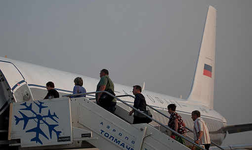 «Аэрофлот» запустит из Новосибирска ретрорейс с домино и меню из СССР
