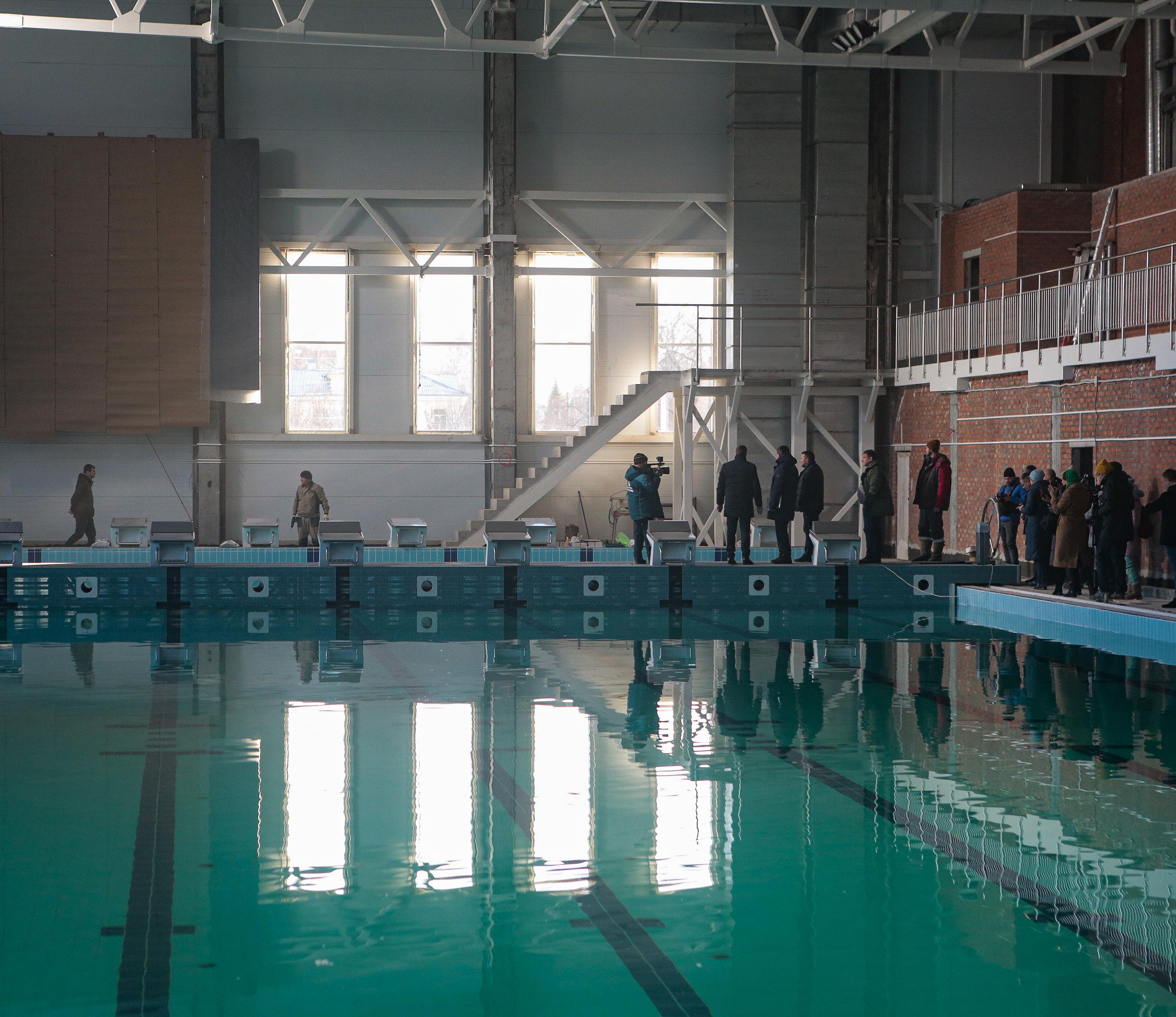 Реконструкцию бассейна СКА за 745 млн рублей завершают в Новосибирске