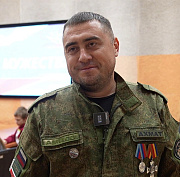 Участник СВО рассказал детям из Первомайки о жизни на передовой